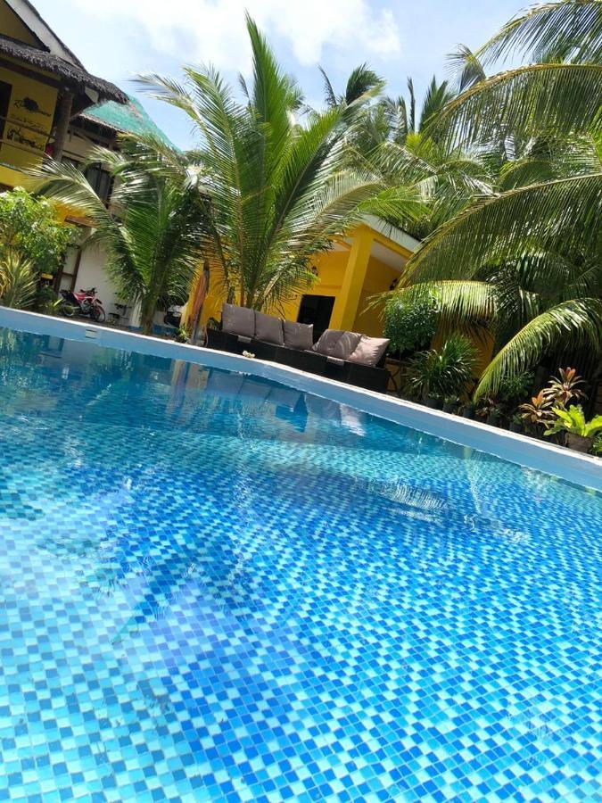 Apo Diver Beach Resort サンフアン エクステリア 写真