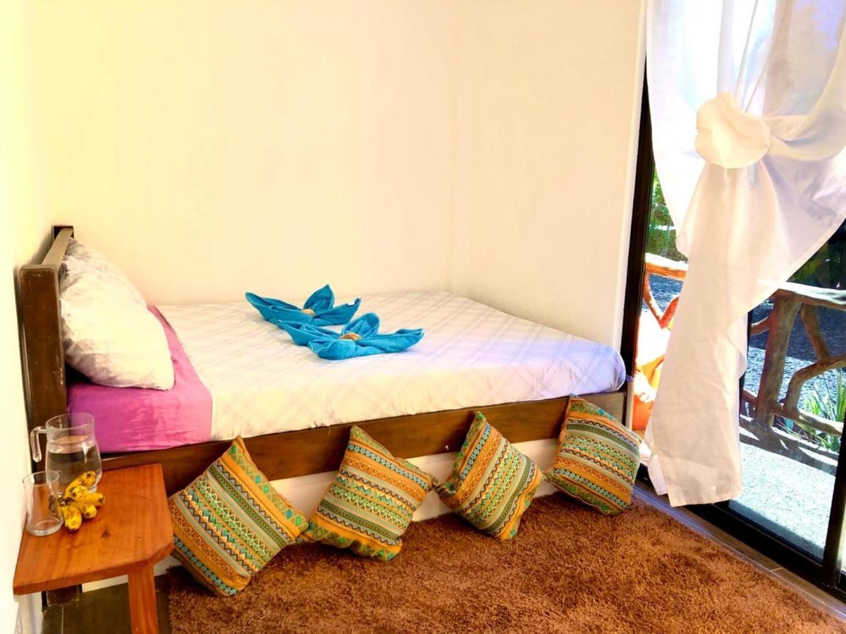 Apo Diver Beach Resort サンフアン エクステリア 写真