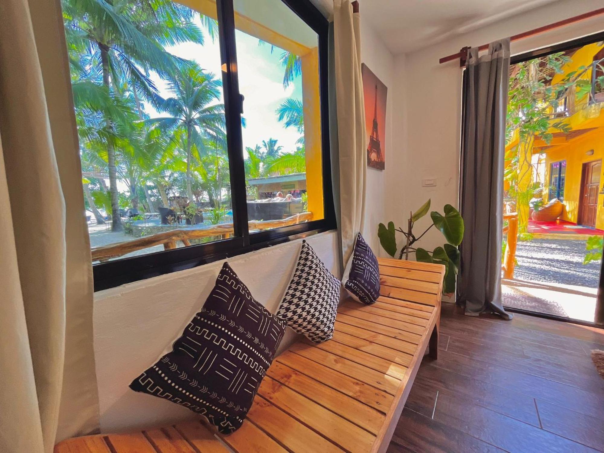 Apo Diver Beach Resort サンフアン エクステリア 写真
